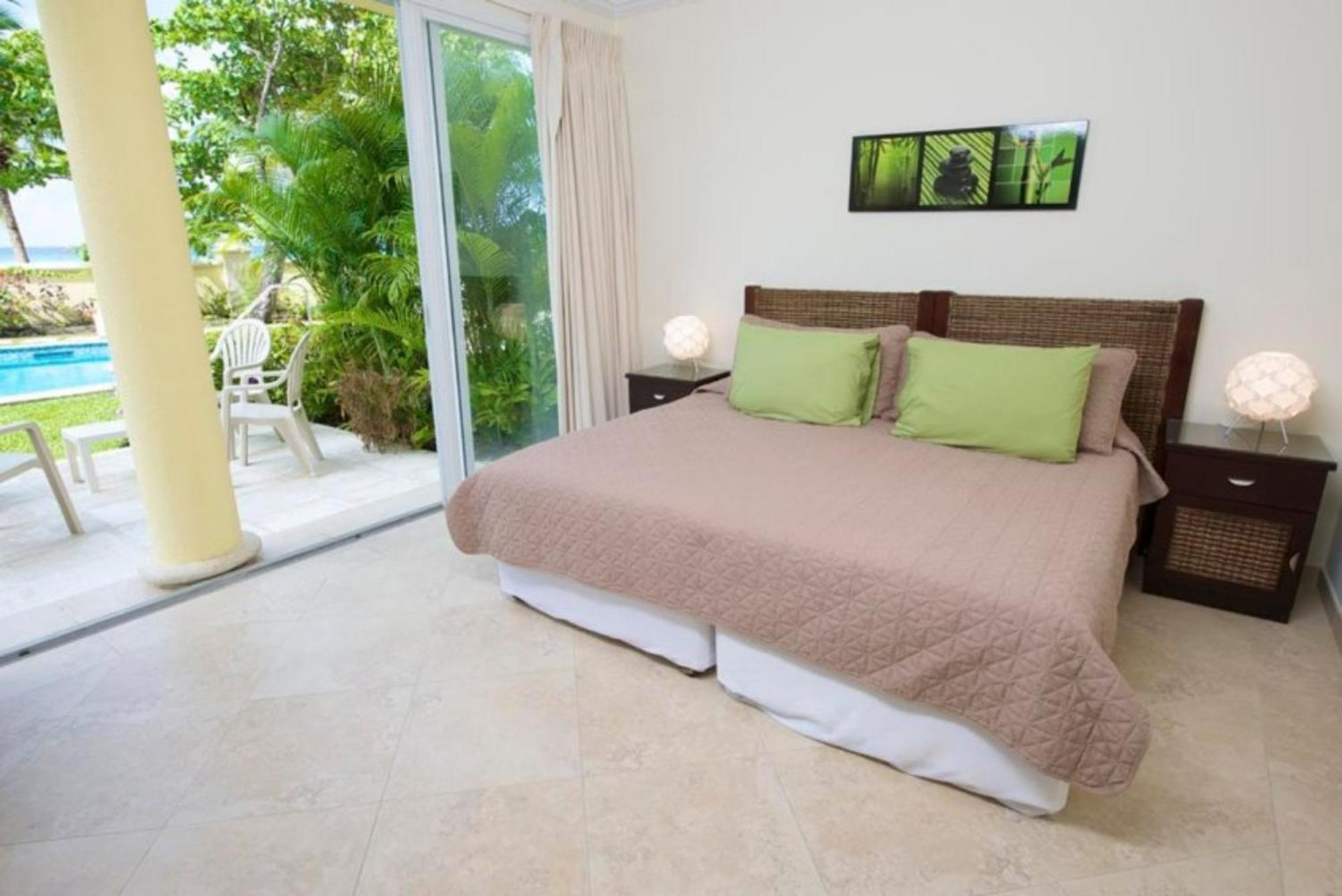 Sapphire Beach Condos Christ Church Ruang foto