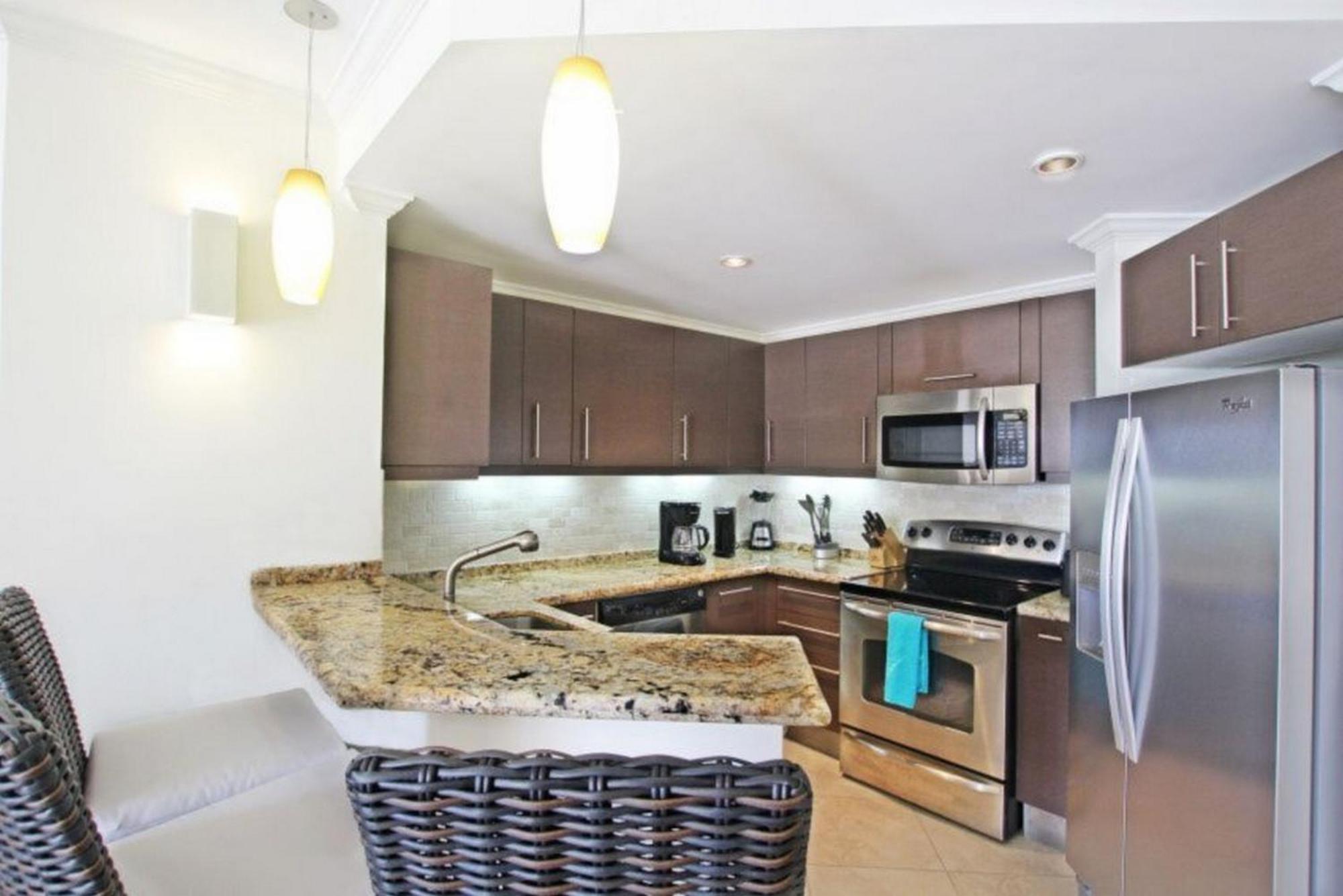 Sapphire Beach Condos Christ Church Ruang foto
