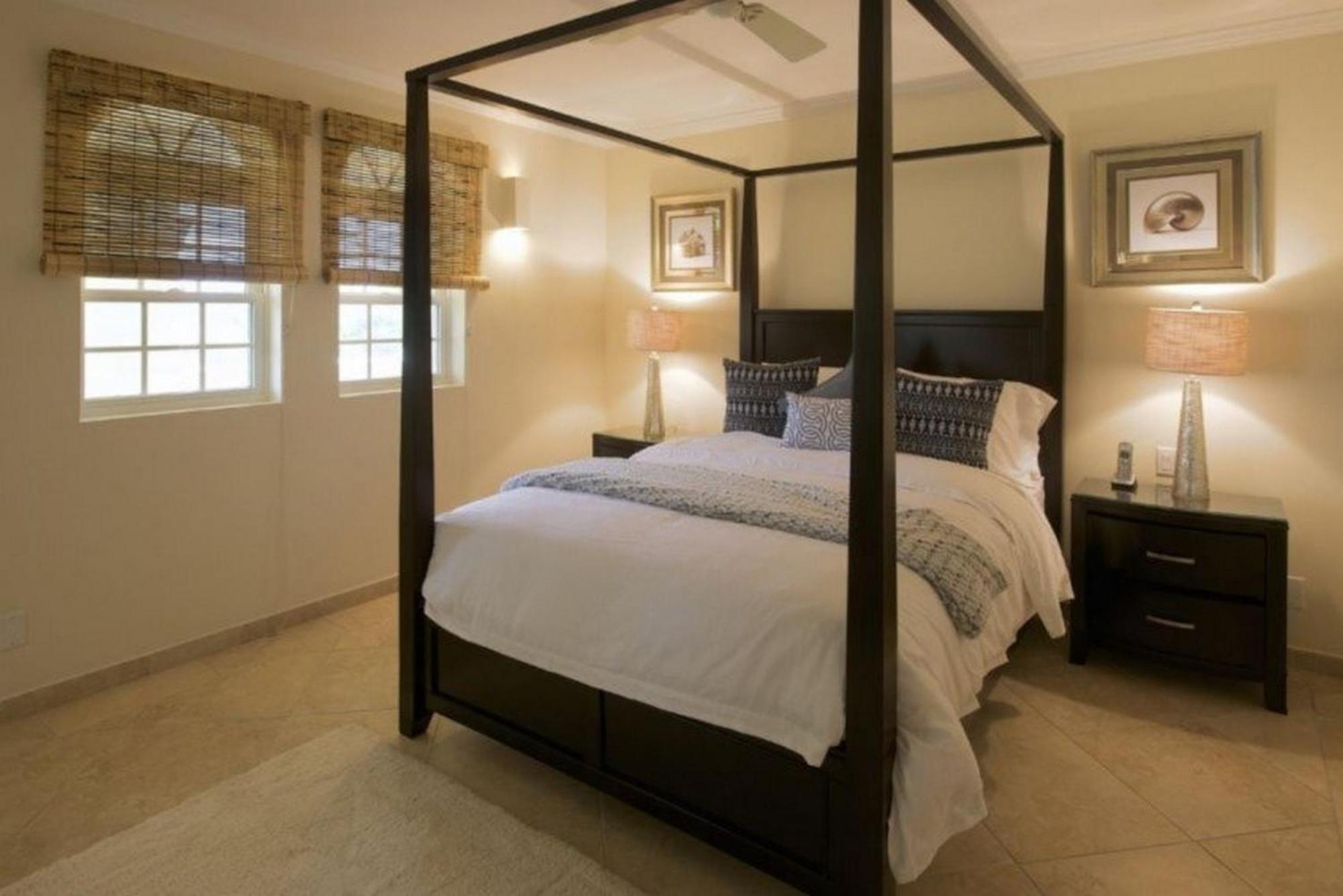 Sapphire Beach Condos Christ Church Ruang foto