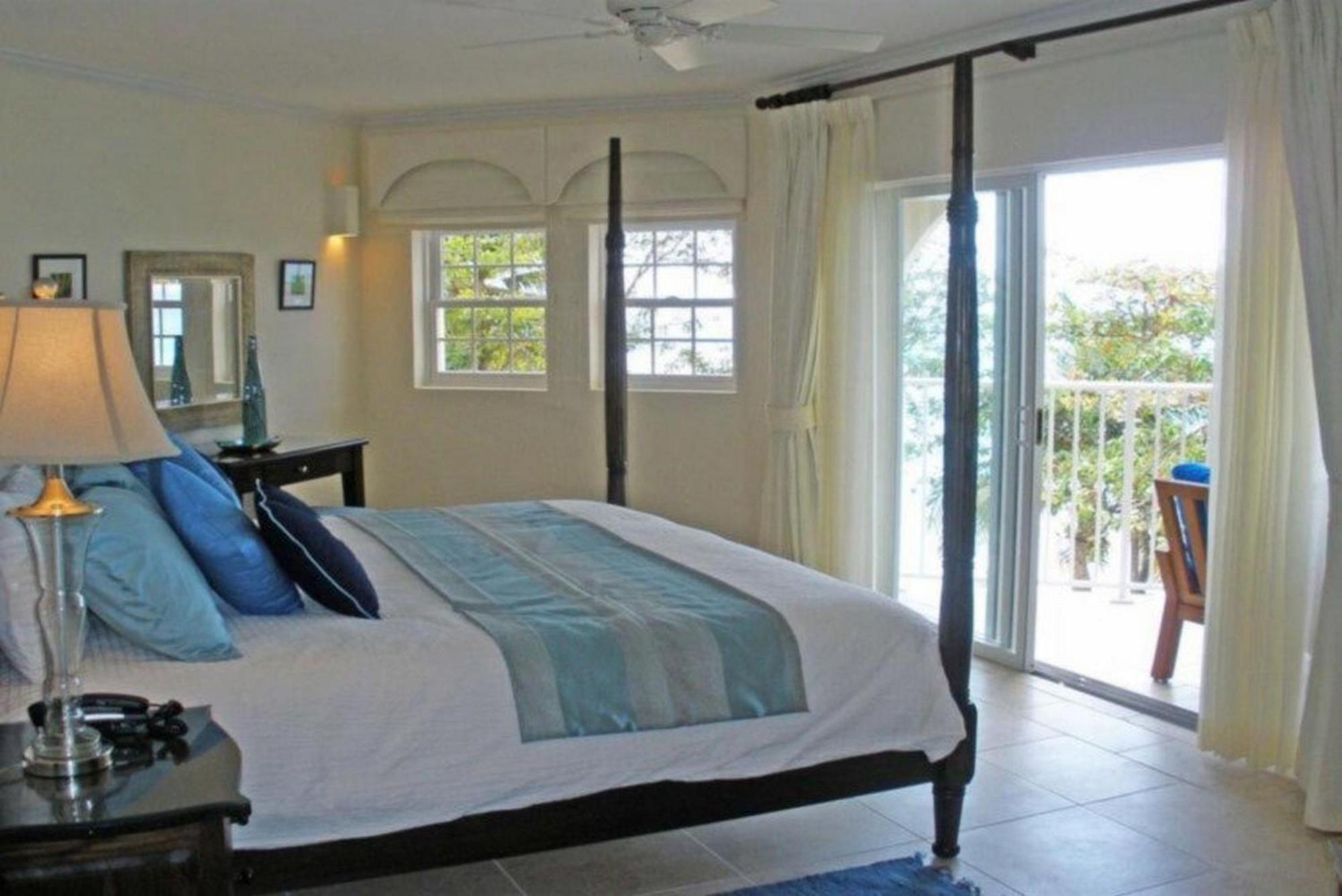 Sapphire Beach Condos Christ Church Ruang foto