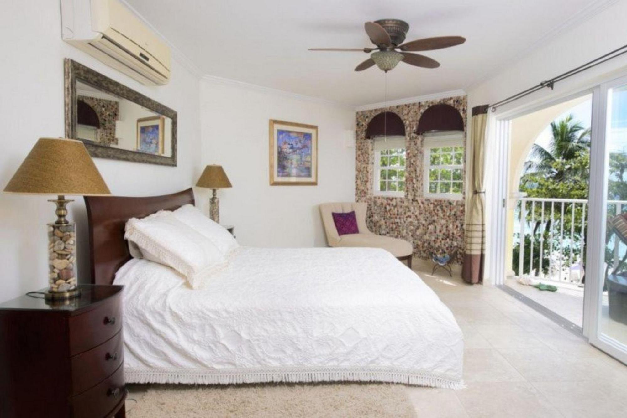 Sapphire Beach Condos Christ Church Ruang foto